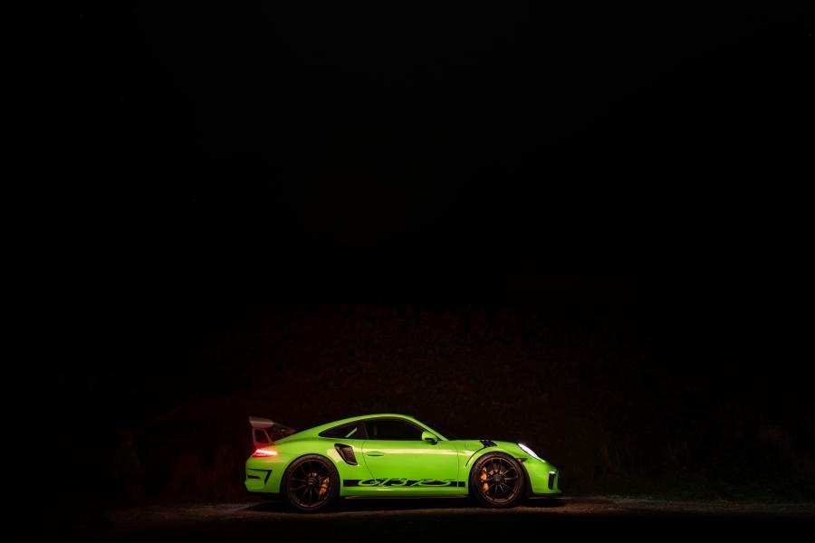  Porsche 911 GT3 RS (991) 2018 года  (UK) (фото 22 из 39)